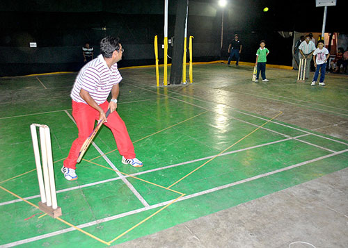 Indoor Cricket